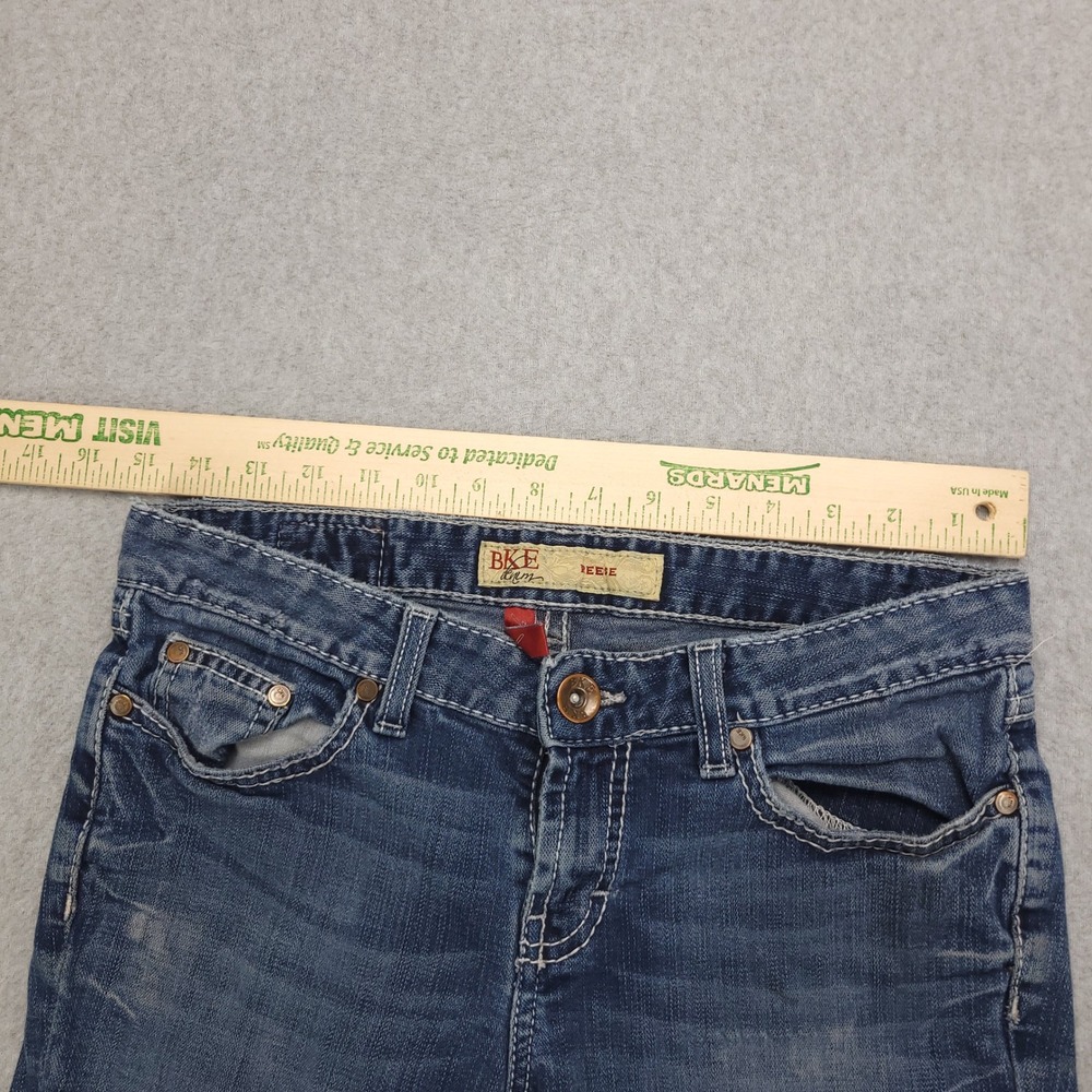 BKE Denim Reese Distressed Cropped Jeans Size 28 Embellished Pockets Capri - Picture 12 of 16